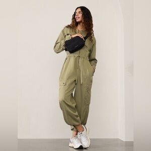 ATHLETA Utility Jumpsuit 1/2 zip convertible sleeve multipocket Celestial medium